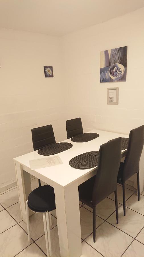 2-Zimmerwohnung Berlín Exteriér fotografie
